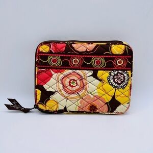 VERA BRADLEY BROWN & YELLOW FLORAL ZIPPERED CASE